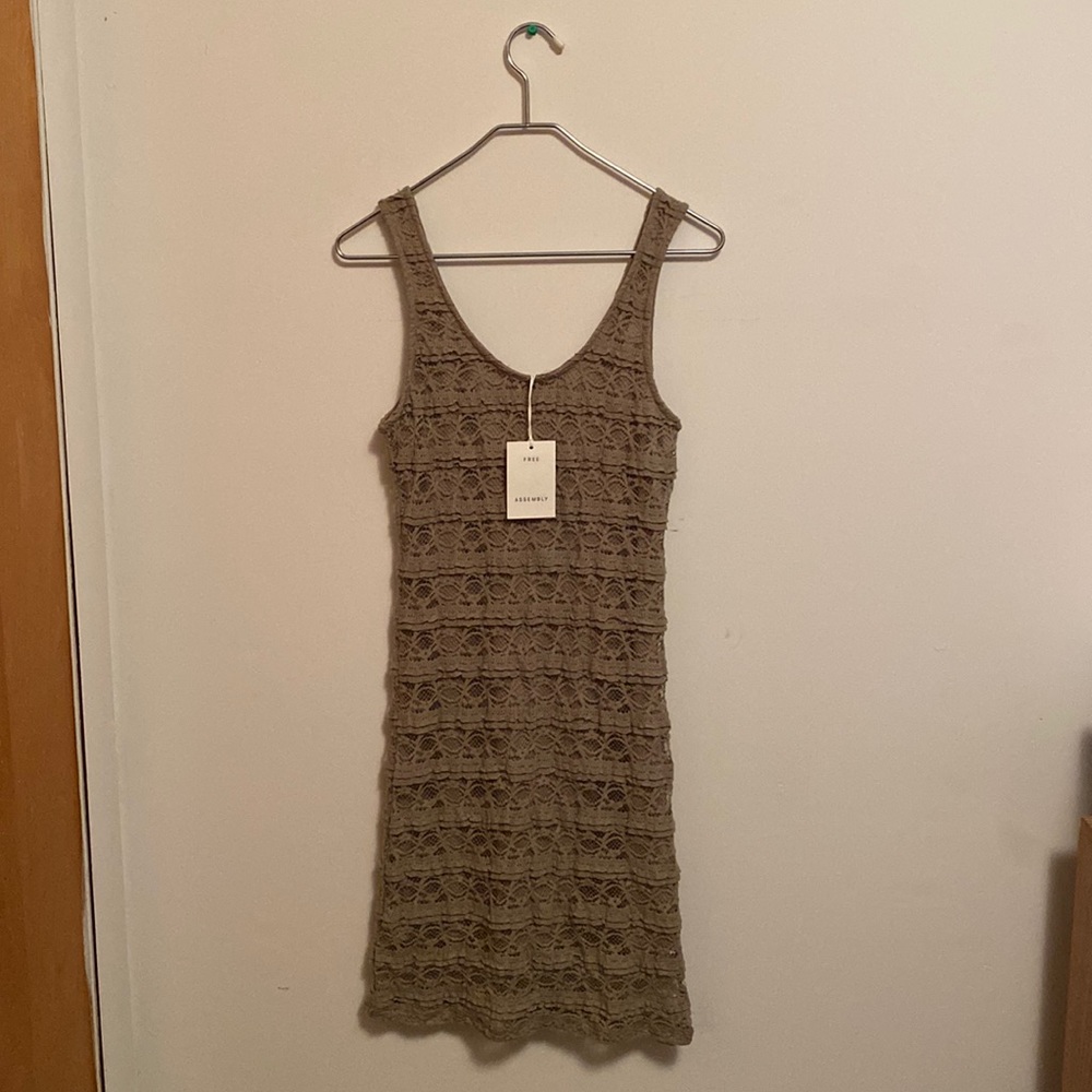Free Assembly Dress, size large. New with tag!